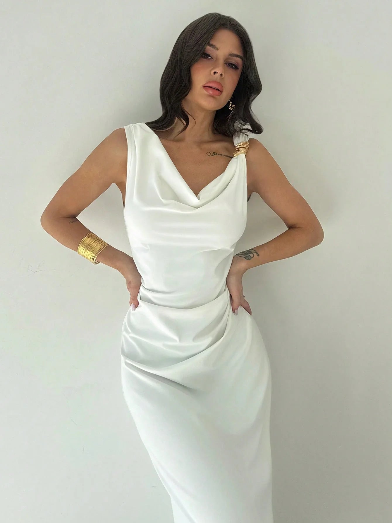 Elegant Cowl Neck Slim Fit Maxi Dress for Women – Long Formal Style