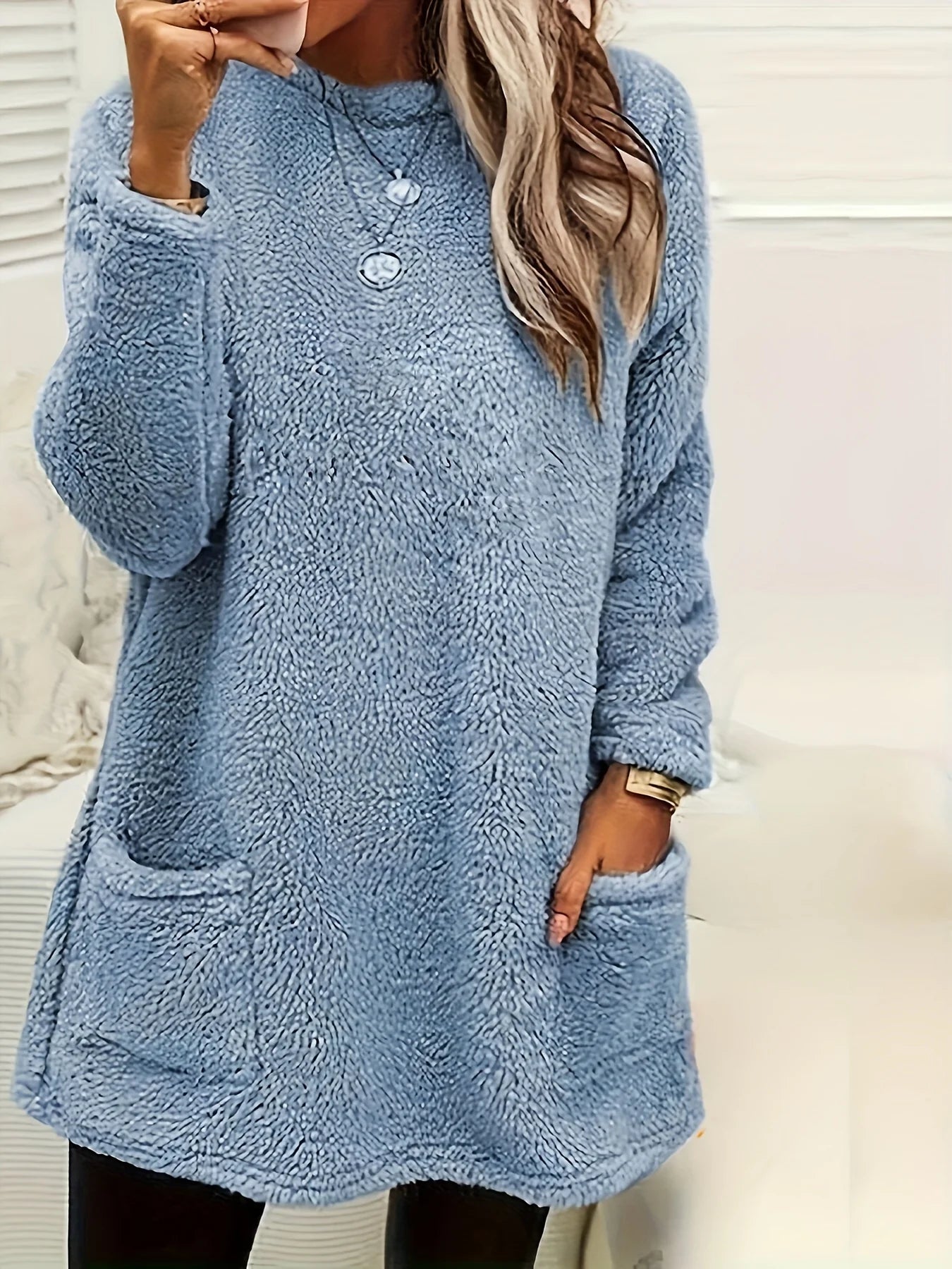 Plus Size Cozy Fleece Sweatshirt for Women – Ultra Soft Warm Long Sleeve Tunic Pullover with Pockets
