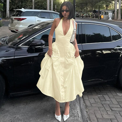 Backless Halter V-Neck Maxi Dress – Elegant Flirty Evening Party Dress for Summer